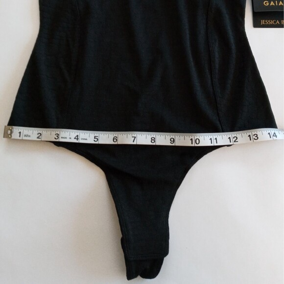 ❤️SALE! PRICE FINAL!❤️ New Gaiam Black Bodysuit Size S - Picture 10 of 14